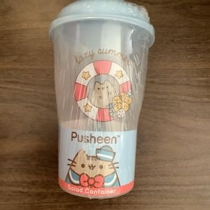 Pusheen Salad Container